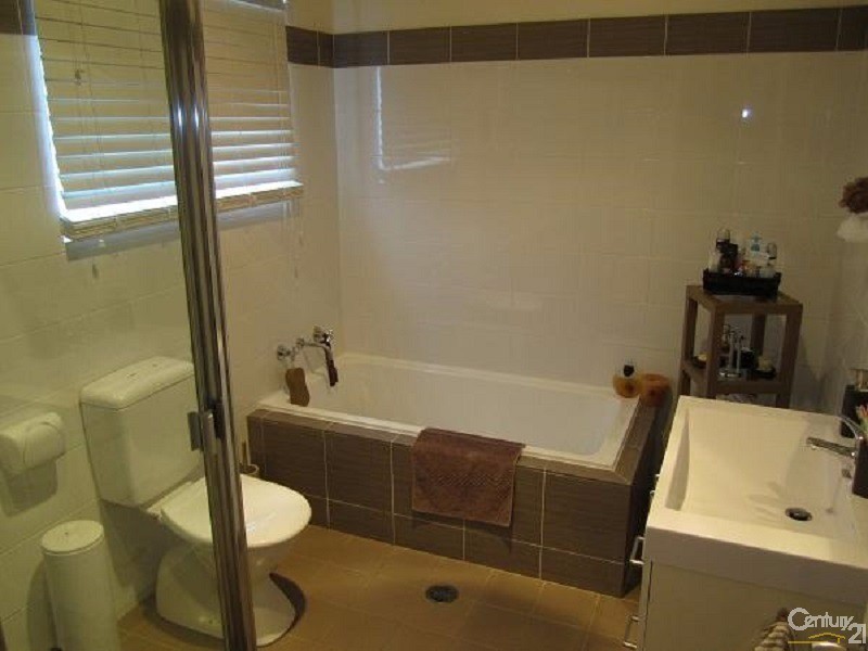 8/35-37 Powell Street, Yagoona NSW 2199