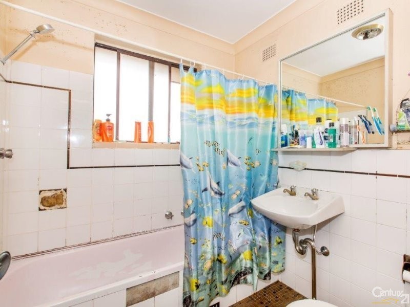 12/43-45 Chapel Street, Roselands NSW 2196