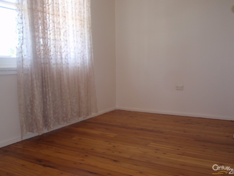 20 Bromley Avenue, Greenacre NSW 2190