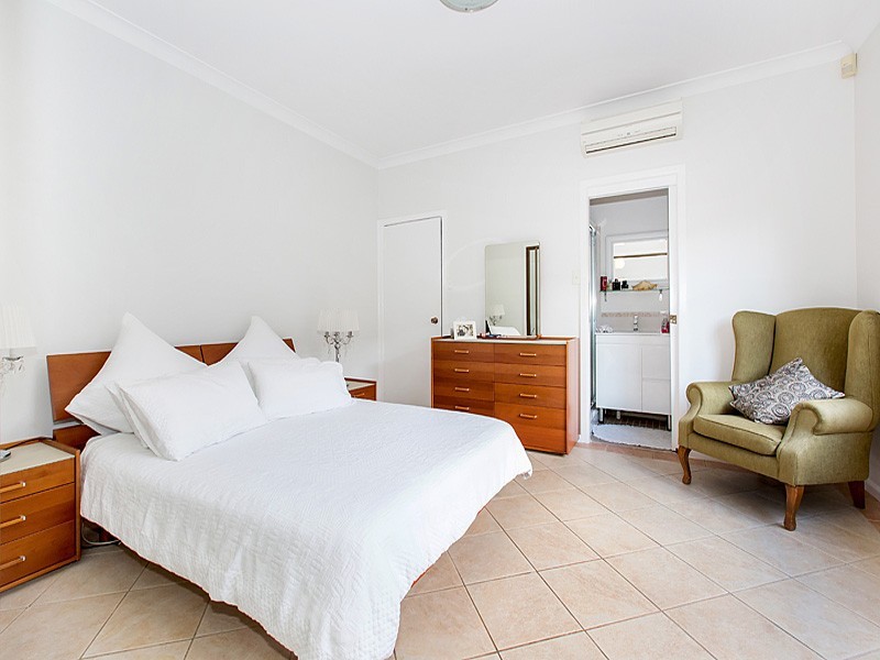 242 Nottinghill Road, Regents Park NSW 2143