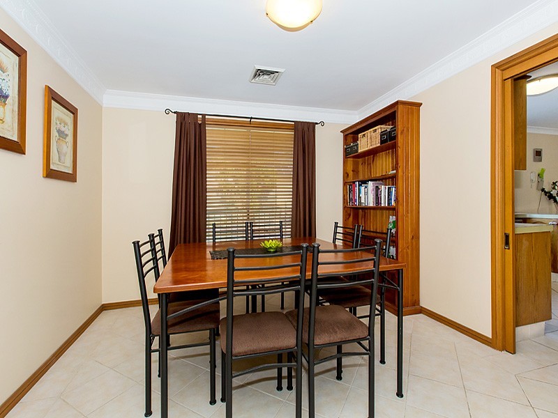 32 Yvonne Crescent, Bass Hill NSW 2197