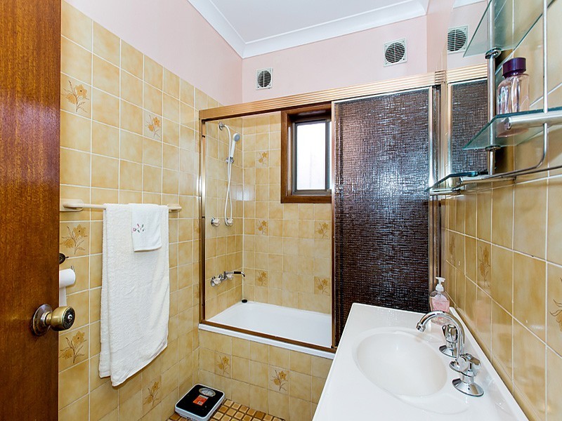 3 Glenn Place, Yagoona NSW 2199