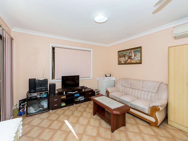 3 Glenn Place, Yagoona NSW 2199