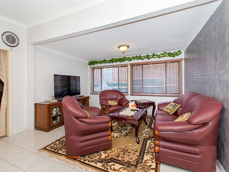 81 Noble Avenue, Greenacre NSW 2190