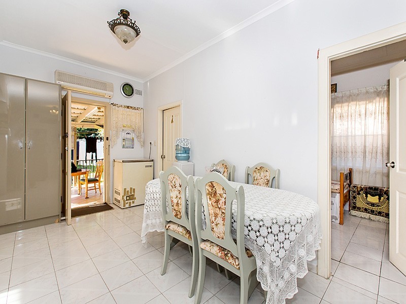 81 Noble Avenue, Greenacre NSW 2190