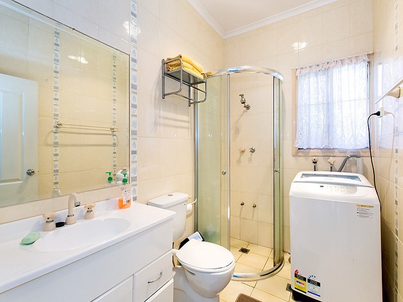 81 Noble Avenue, Greenacre NSW 2190