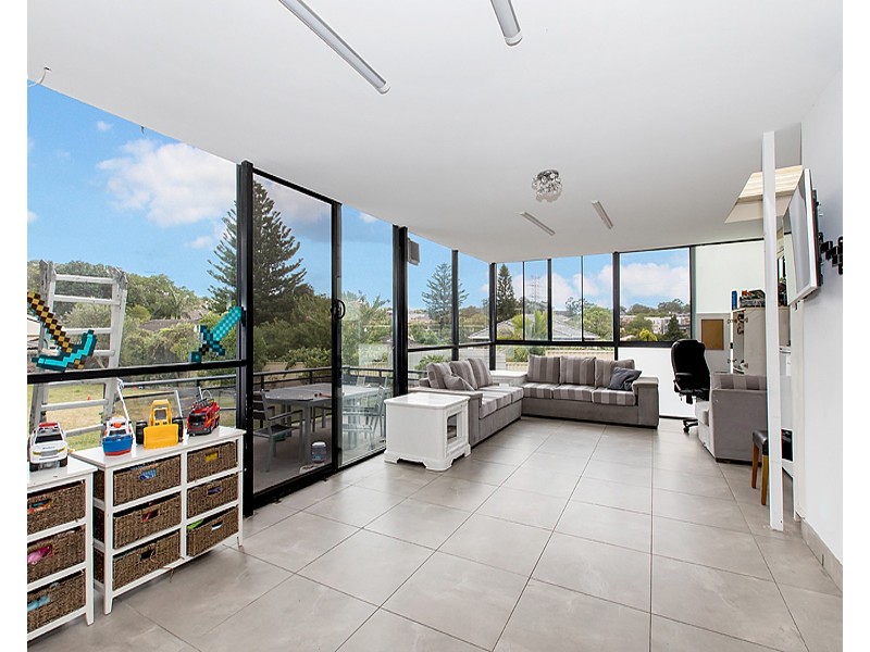 12 Resthaven Road, Bankstown NSW 2200