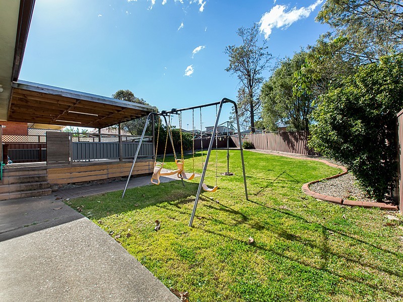 15 Whitemore Avenue, Georges Hall NSW 2198
