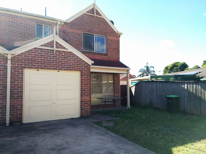 18 Sugarwood Grove, Greenacre NSW 2190