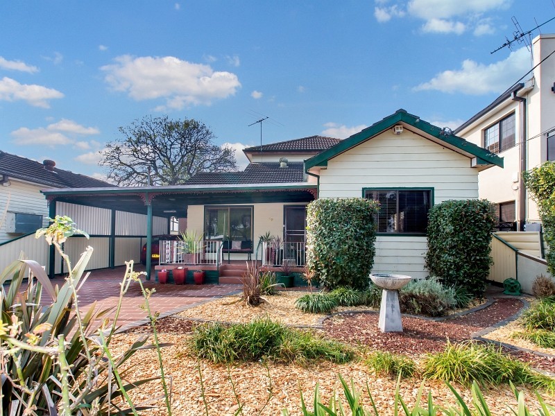 39 Clarke Street, Bass Hill NSW 2197