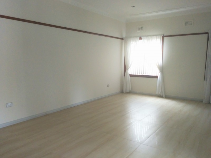 3 Lionel Street, Georges Hall NSW 2198