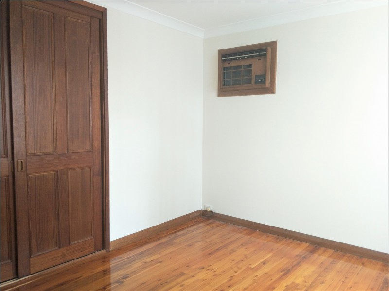 3 Lionel Street, Georges Hall NSW 2198