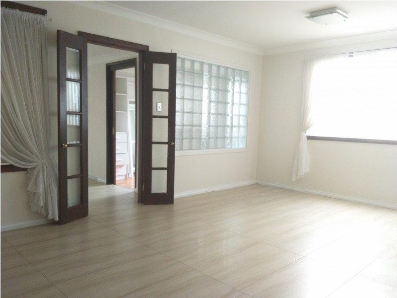 3 Lionel Street, Georges Hall NSW 2198