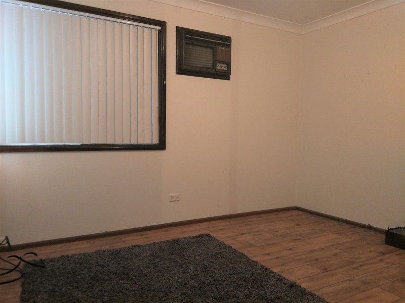 3 Lionel Street, Georges Hall NSW 2198