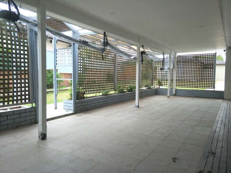 3 Lionel Street, Georges Hall NSW 2198