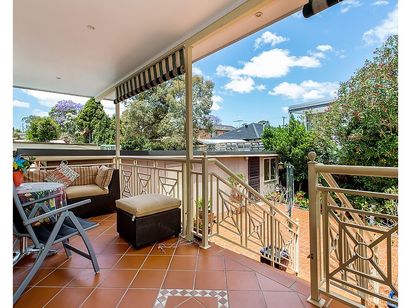 67 Caroline Crescent, Georges Hall NSW 2198
