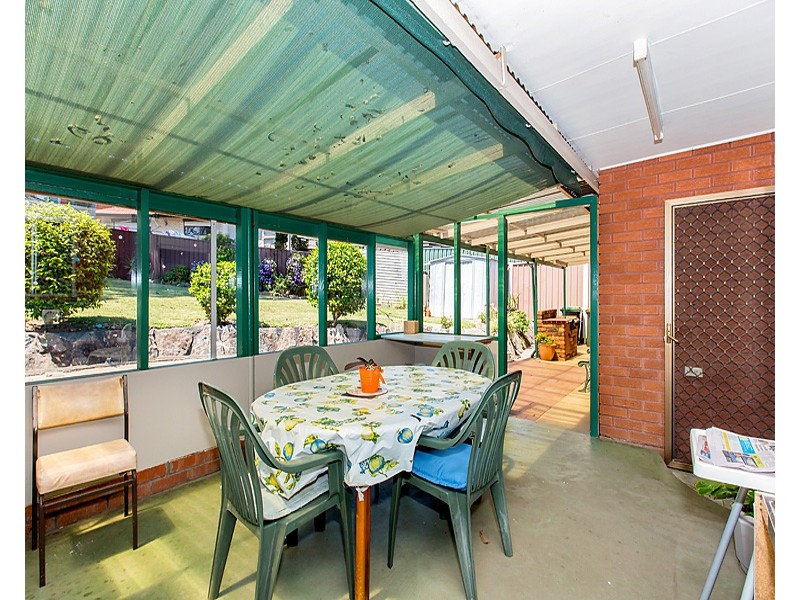 7 Barlow Place, Georges Hall NSW 2198