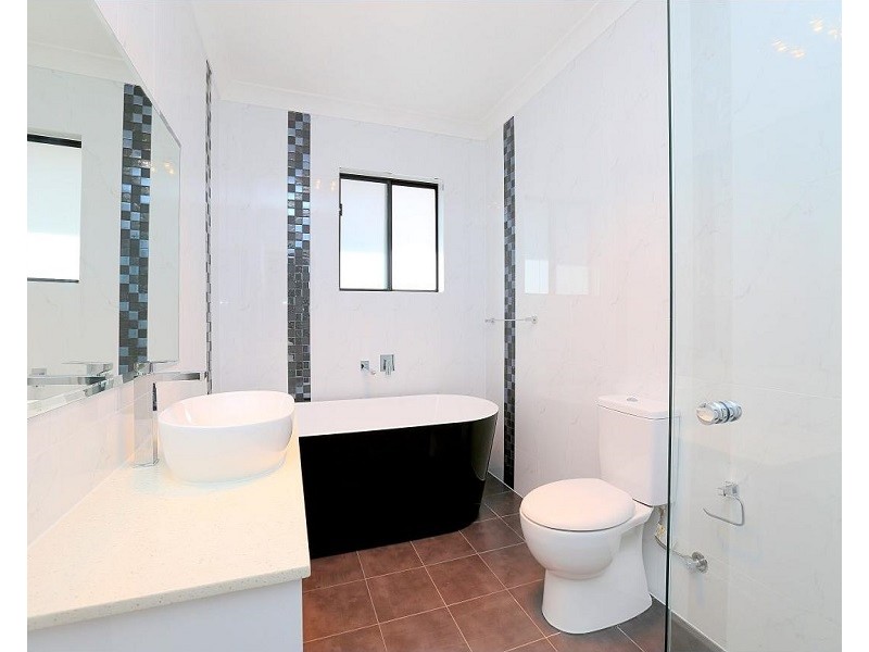 174A Rex Road, Georges Hall NSW 2198