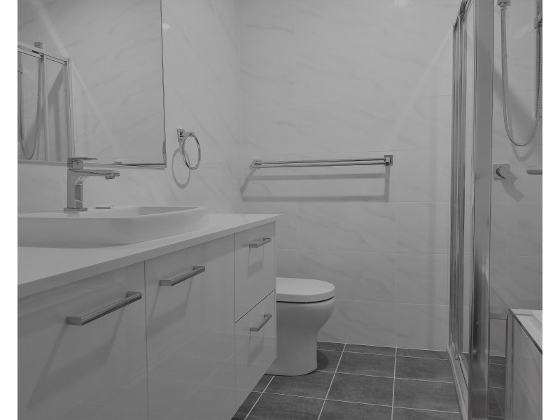 6a Erica Crescent, Georges Hall NSW 2198