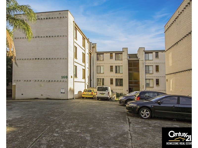 28/168 Greenacre Road, Bankstown NSW 2200