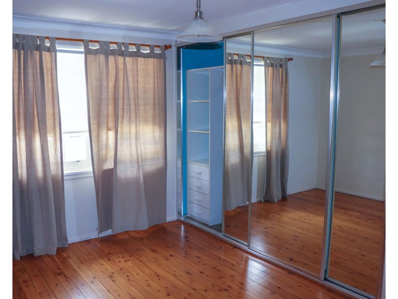 20 Bromley Avenue, Greenacre NSW 2190