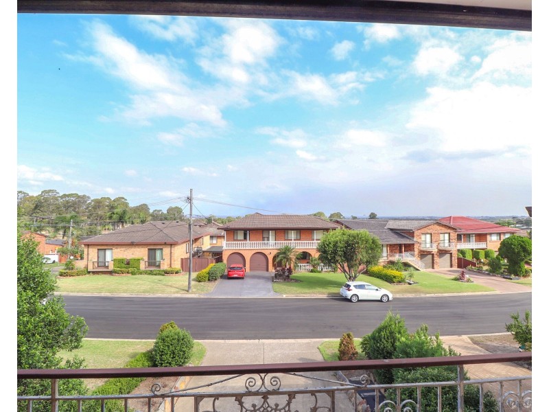 66 Carnavon Crescent, Georges Hall NSW 2198