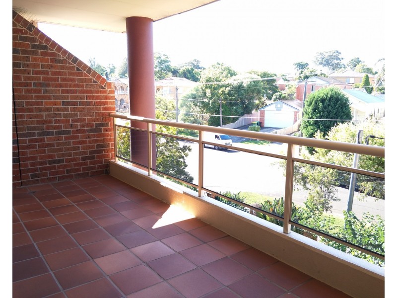 15/54 Sir Joseph Banks Street, Bankstown NSW 2200