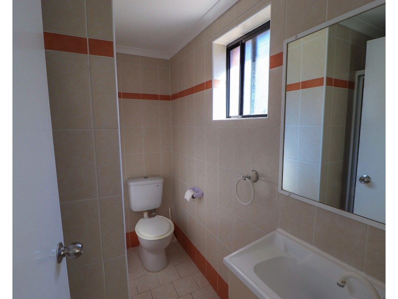 10/35 Cairds Avenue, Bankstown NSW 2200