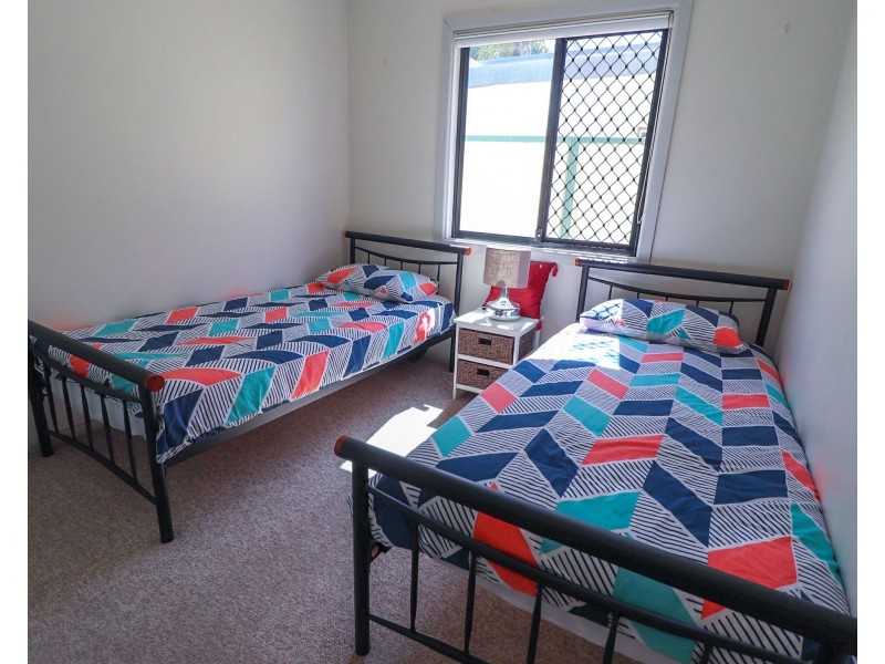 13 Ashcroft St, Georges Hall NSW 2198