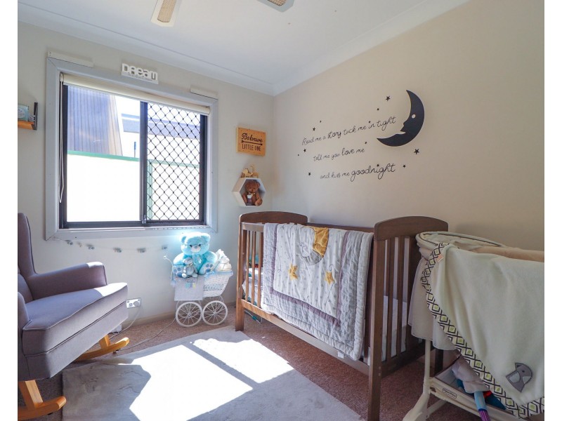 13 Ashcroft St, Georges Hall NSW 2198