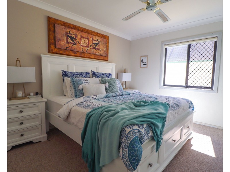 13 Ashcroft St, Georges Hall NSW 2198