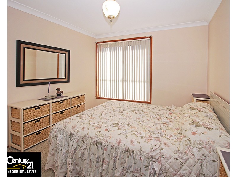 5 Allena Close, Georges Hall NSW 2198
