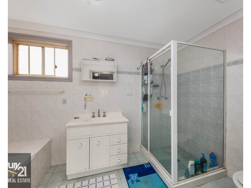 1/60 Gleeson Avenue, Condell Park NSW 2200