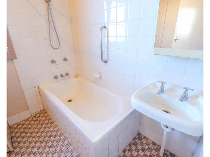 145 Noble Avenue, Greenacre NSW 2190