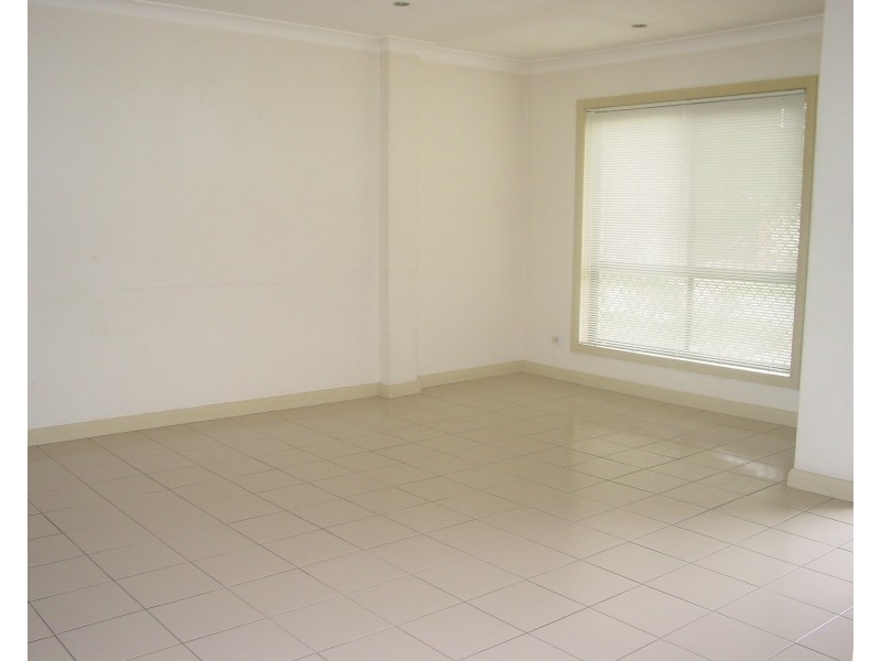 1/12  Arnold Ave, Yagoona NSW 2199