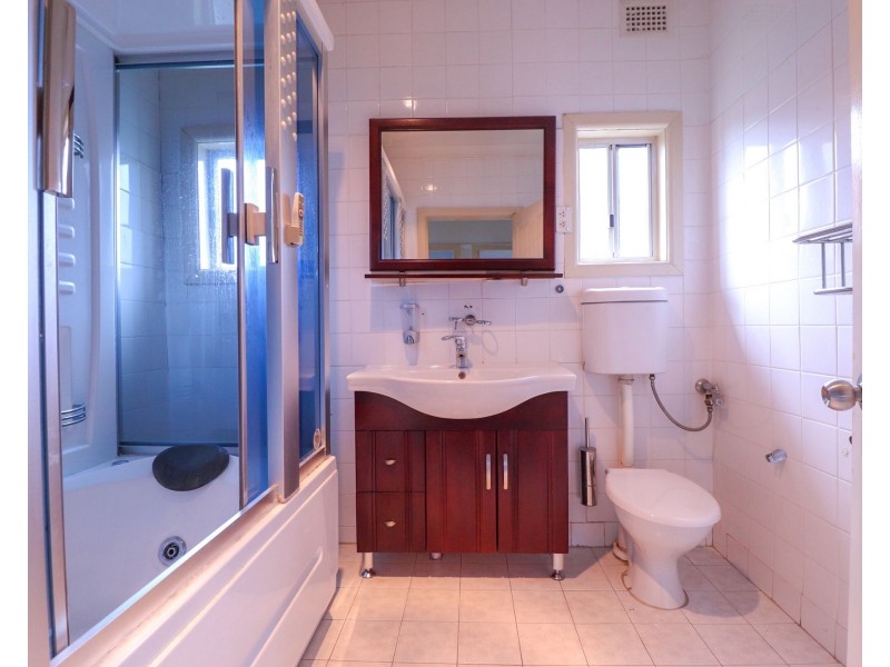 4  Virgil Avenue, Sefton NSW 2162