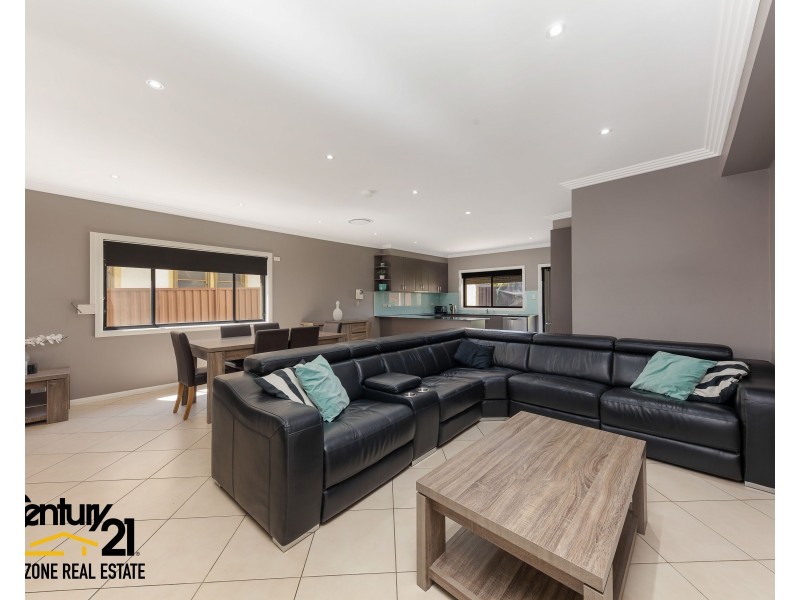 5 Rex Road, Georges Hall NSW 2198