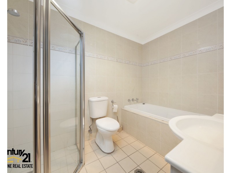 5 Rex Road, Georges Hall NSW 2198