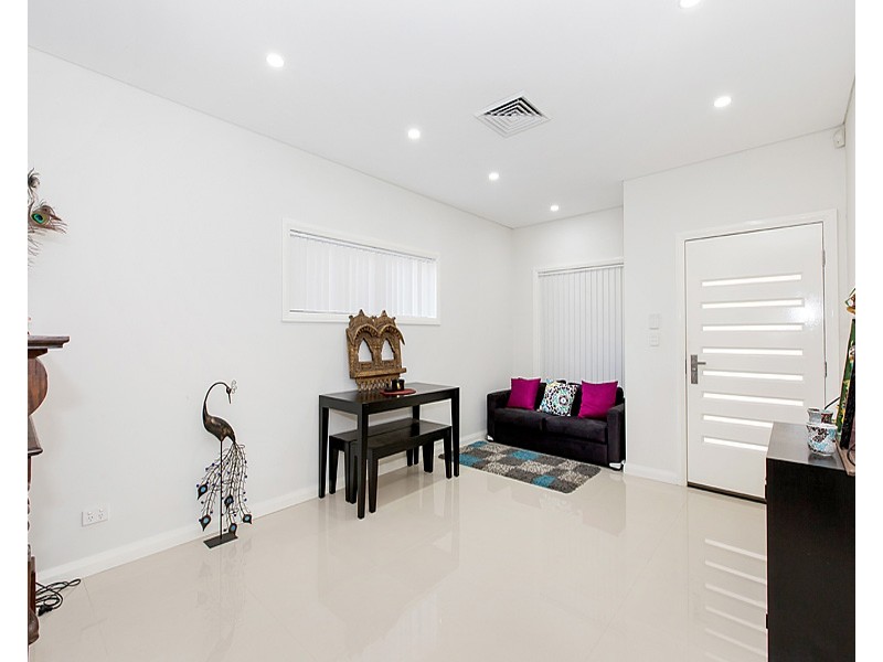 230 Horsley Road, Panania NSW 2213