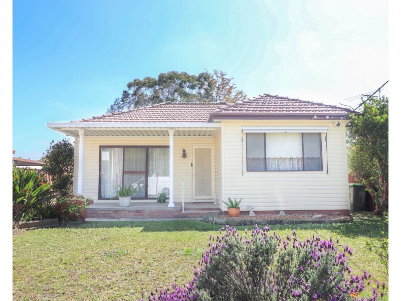 16 Roosevelt Avenue, Sefton NSW 2162