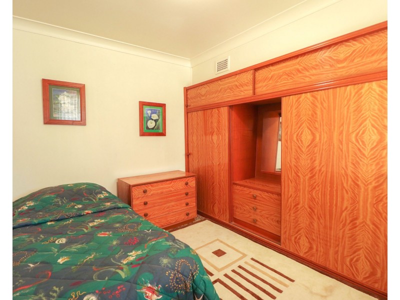 16 Roosevelt Avenue, Sefton NSW 2162