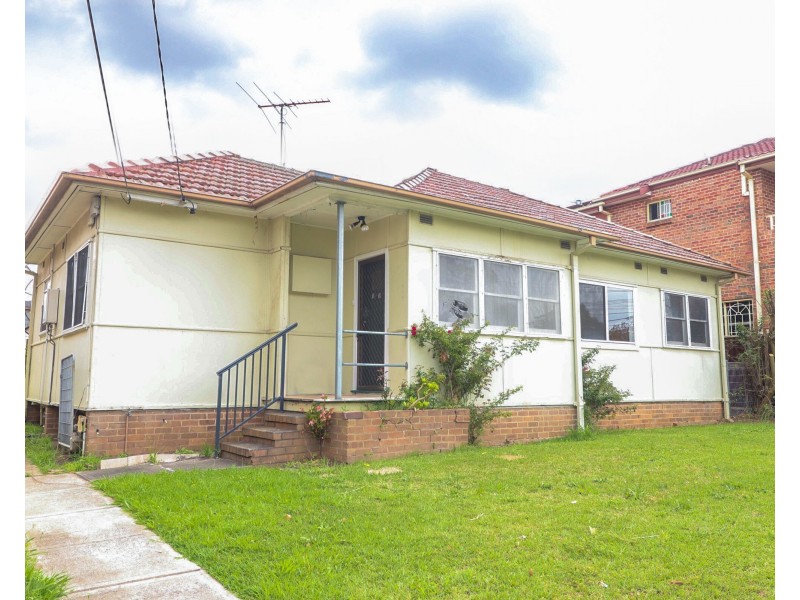 46 Hillcrest Avenue, Greenacre NSW 2190