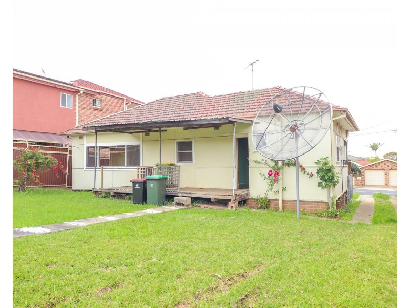 46 Hillcrest Avenue, Greenacre NSW 2190