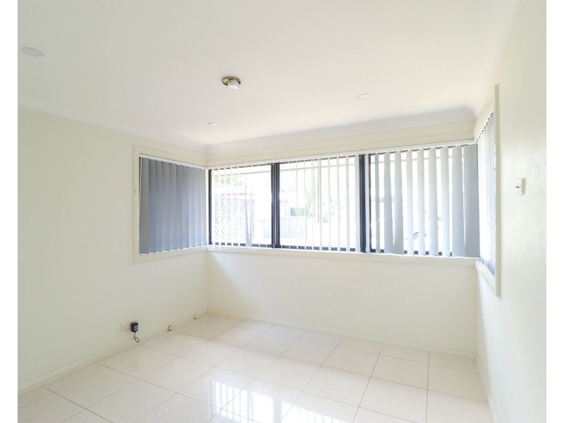 132 Rex Road, Georges Hall NSW 2198