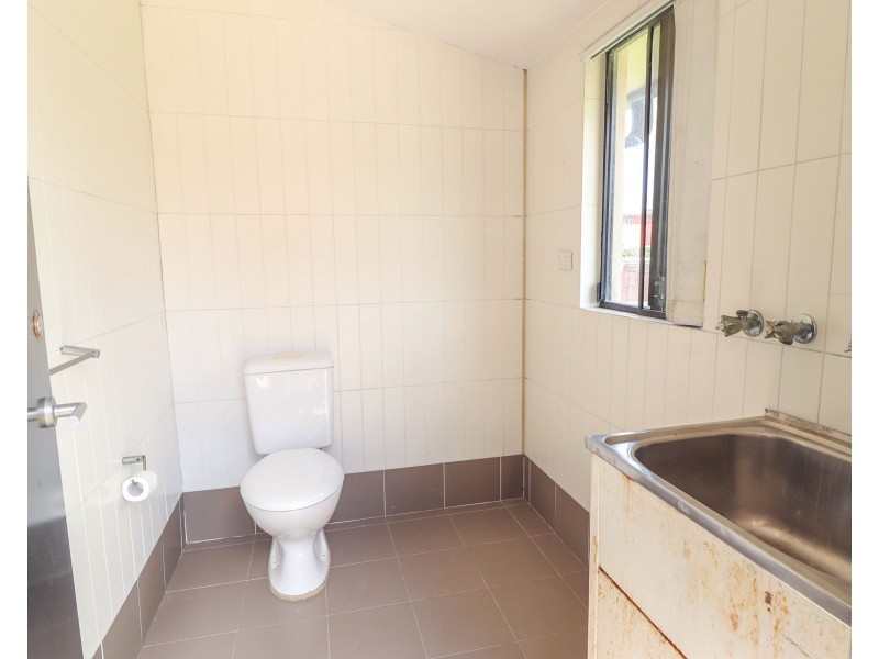 132 Rex Road, Georges Hall NSW 2198