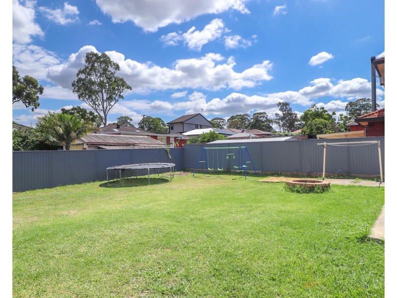 132 Rex Road, Georges Hall NSW 2198