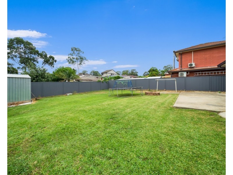 132  Rex Road, Georges Hall NSW 2198