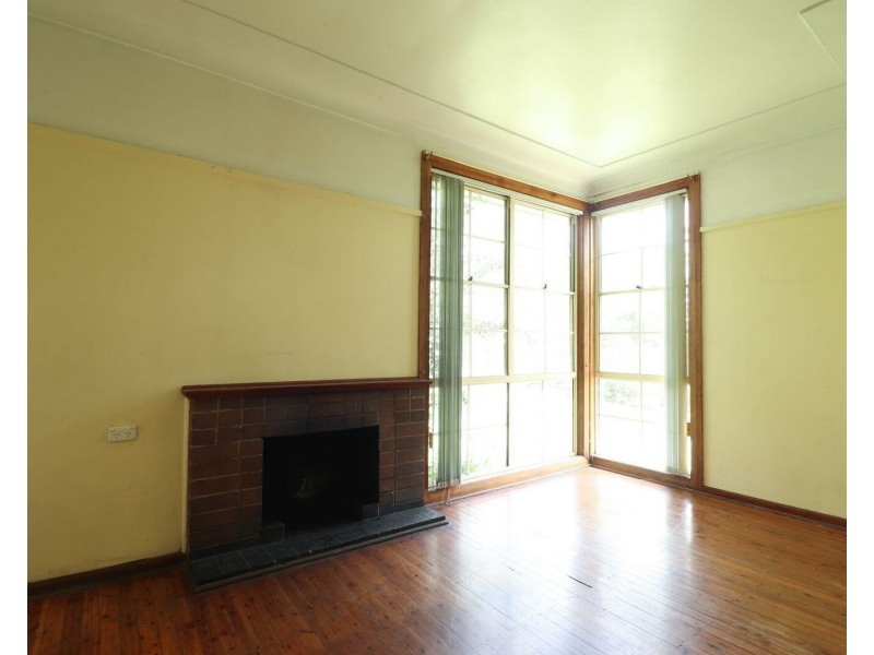 10 Treuer Parade, Yagoona NSW 2199