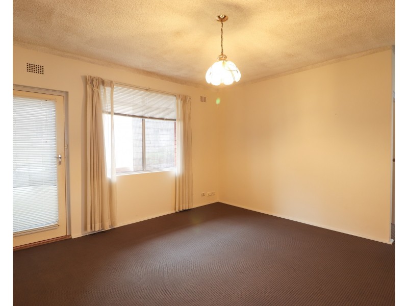 2/52 Arthur Street, Punchbowl NSW 2196