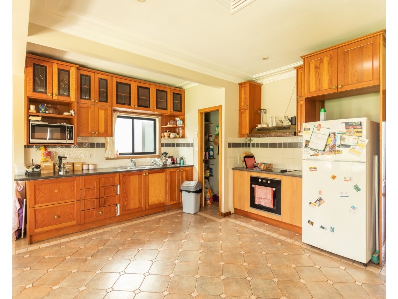 34 Haig Avenue, Georges Hall NSW 2198